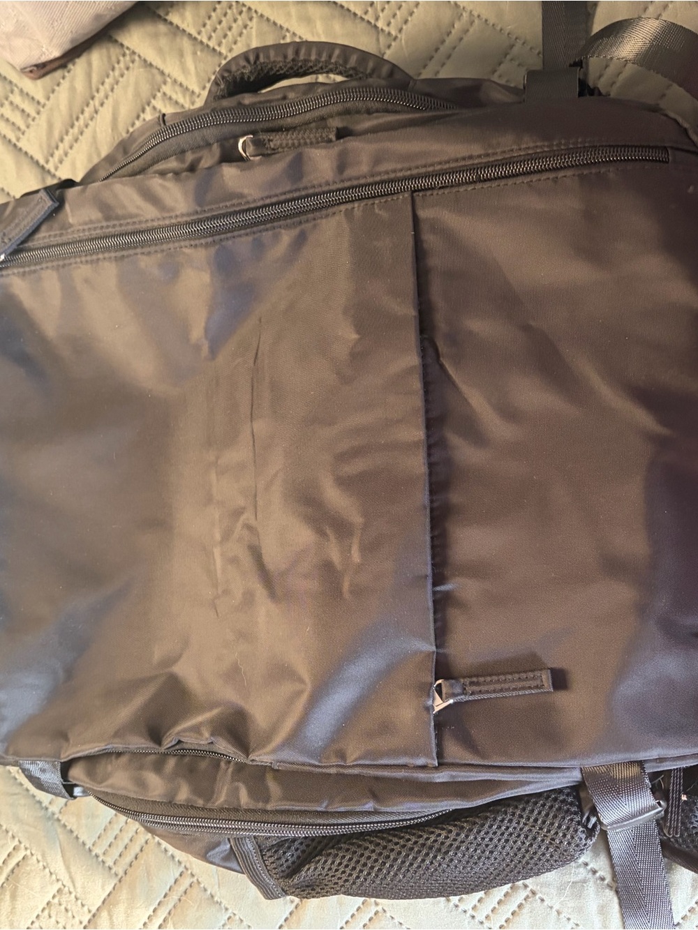 Men's Black Travel Backpack - Minimalist Everyday Carry
